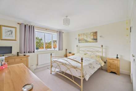 Bishops Field, Aston Clinton, Image 10