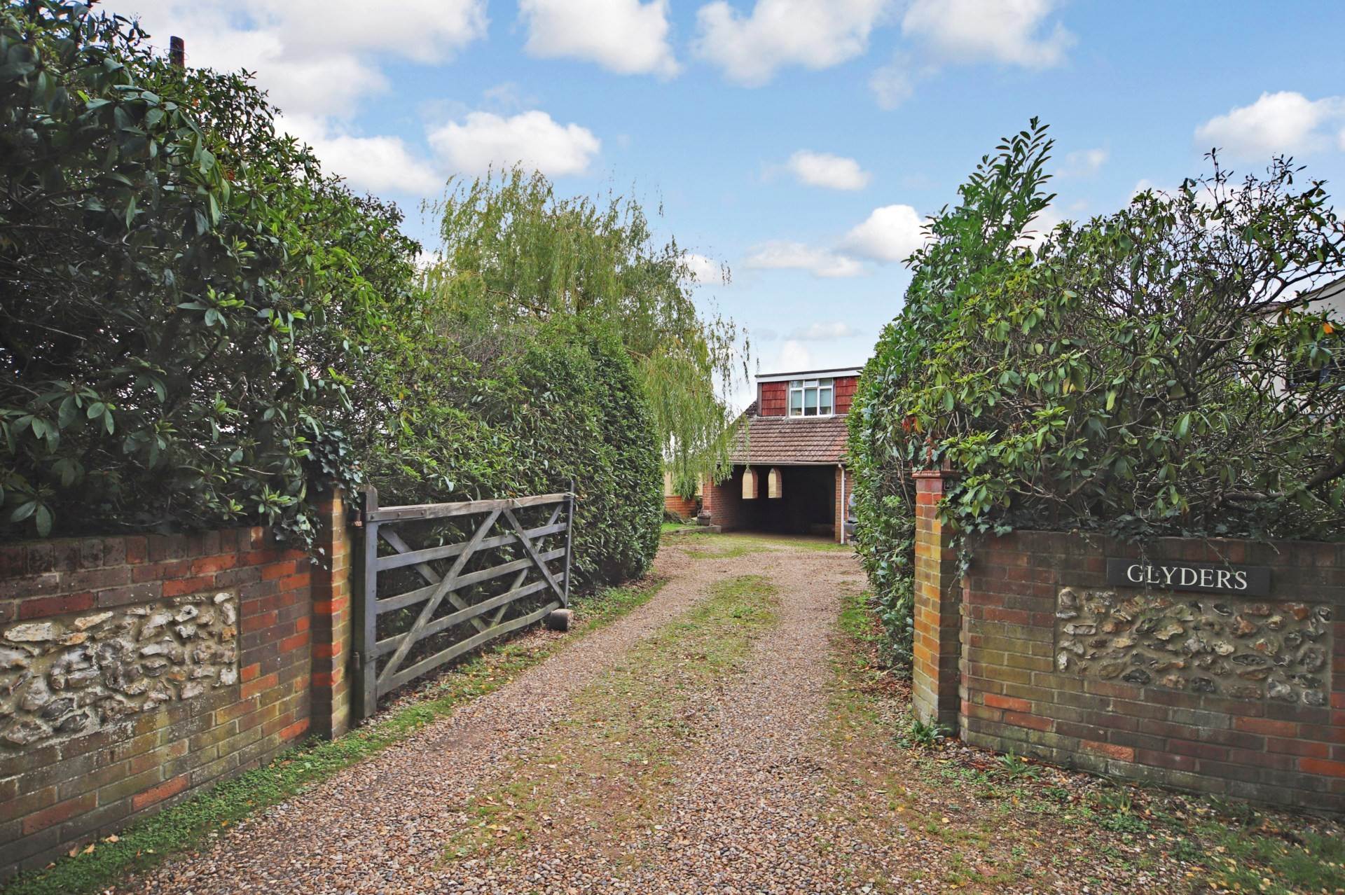 Rossway, Berkhamsted, Image 1