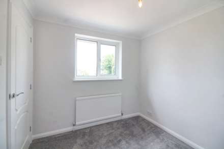 Middle Road, Aylesbury, Image 16