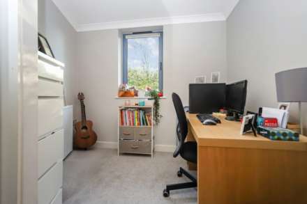 Massey House Brook Street, Tring, Image 12