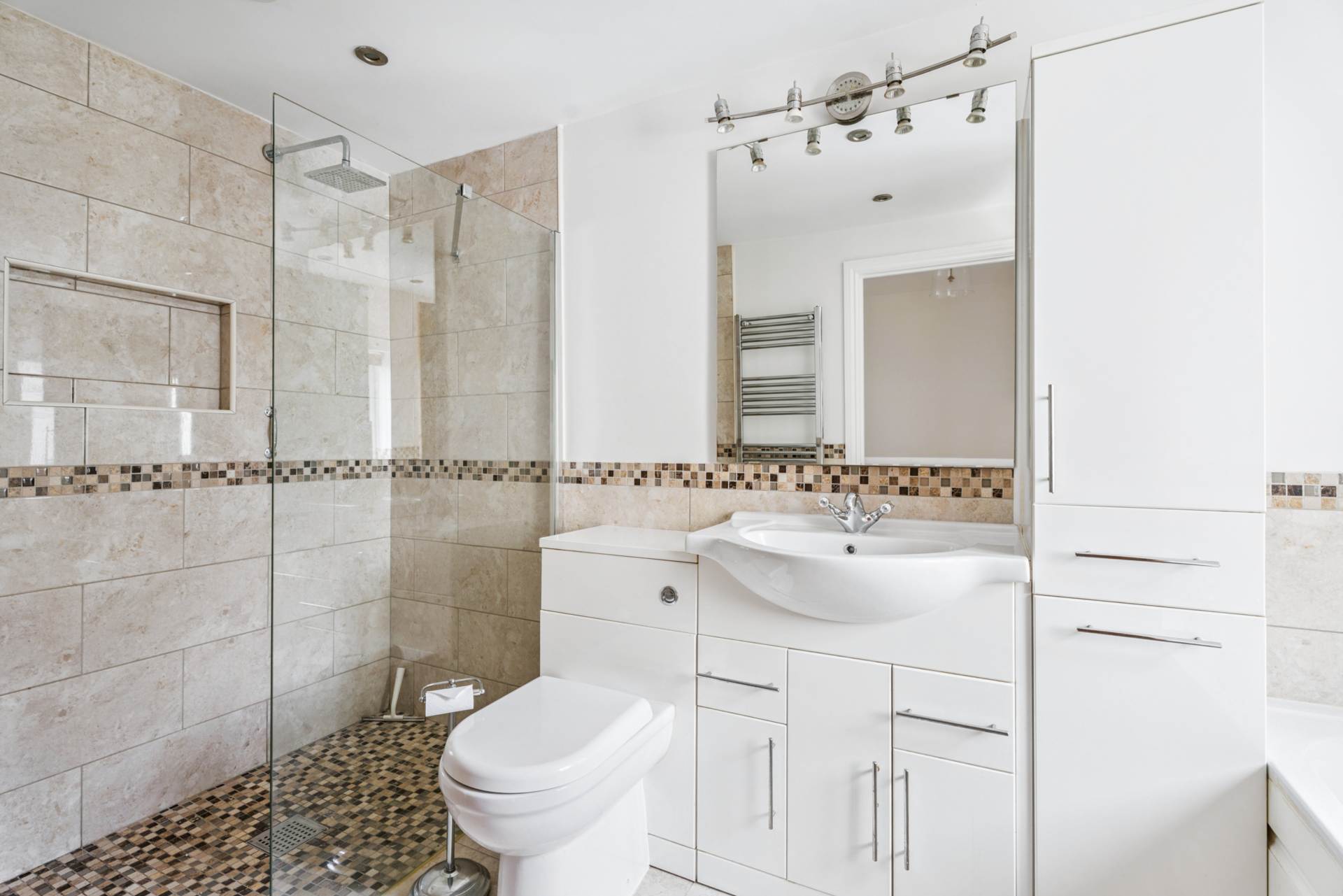 Akeman Street, Tring, Image 13