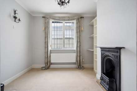 Upper Icknield Way, Aylesbury, Image 14