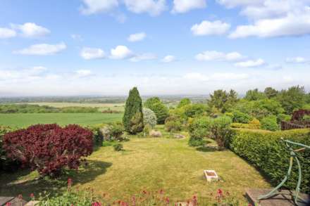 Upper Icknield Way, Aylesbury, Image 24