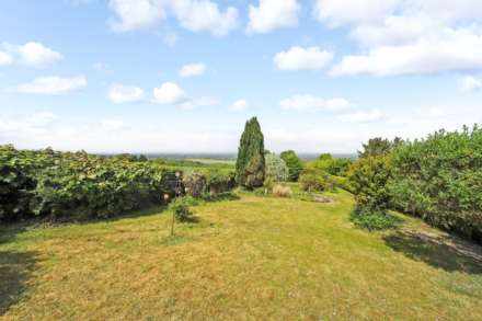 Upper Icknield Way, Aylesbury, Image 25