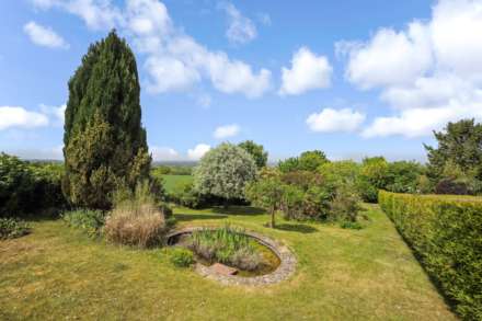 Upper Icknield Way, Aylesbury, Image 26