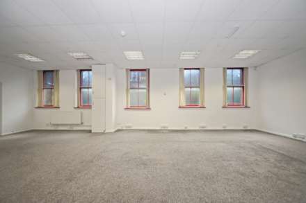 Higham Mead, Chesham, Image 3