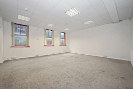 Higham Mead, Chesham, Image 4