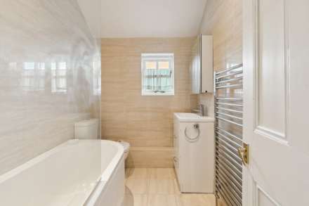 Manor Farm, Leighton Road, Wingrave, Image 21