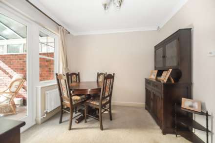 Chapel Meadow, Tring, Image 5