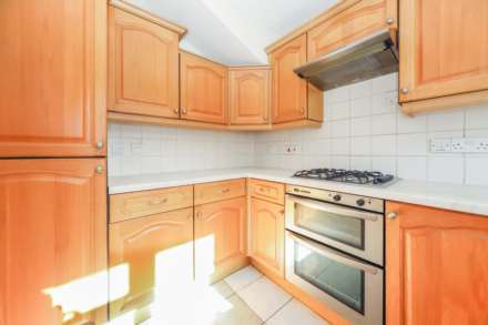 Chapel Meadow, Tring, Image 7