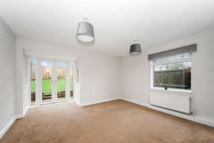 Chapel Meadow, Tring, Image 2