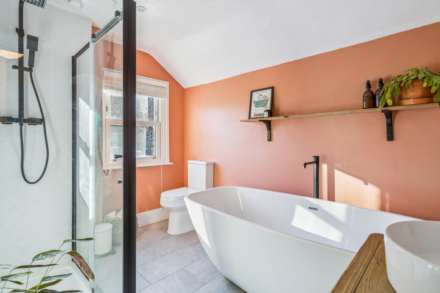 Western Road, Tring, Image 17