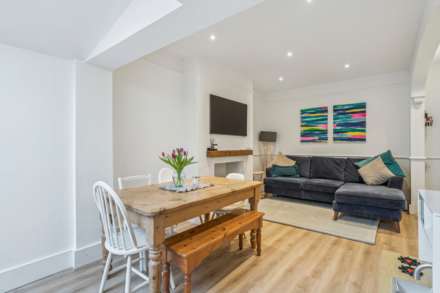 Western Road, Tring, Image 6