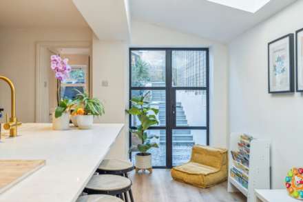 Western Road, Tring, Image 7