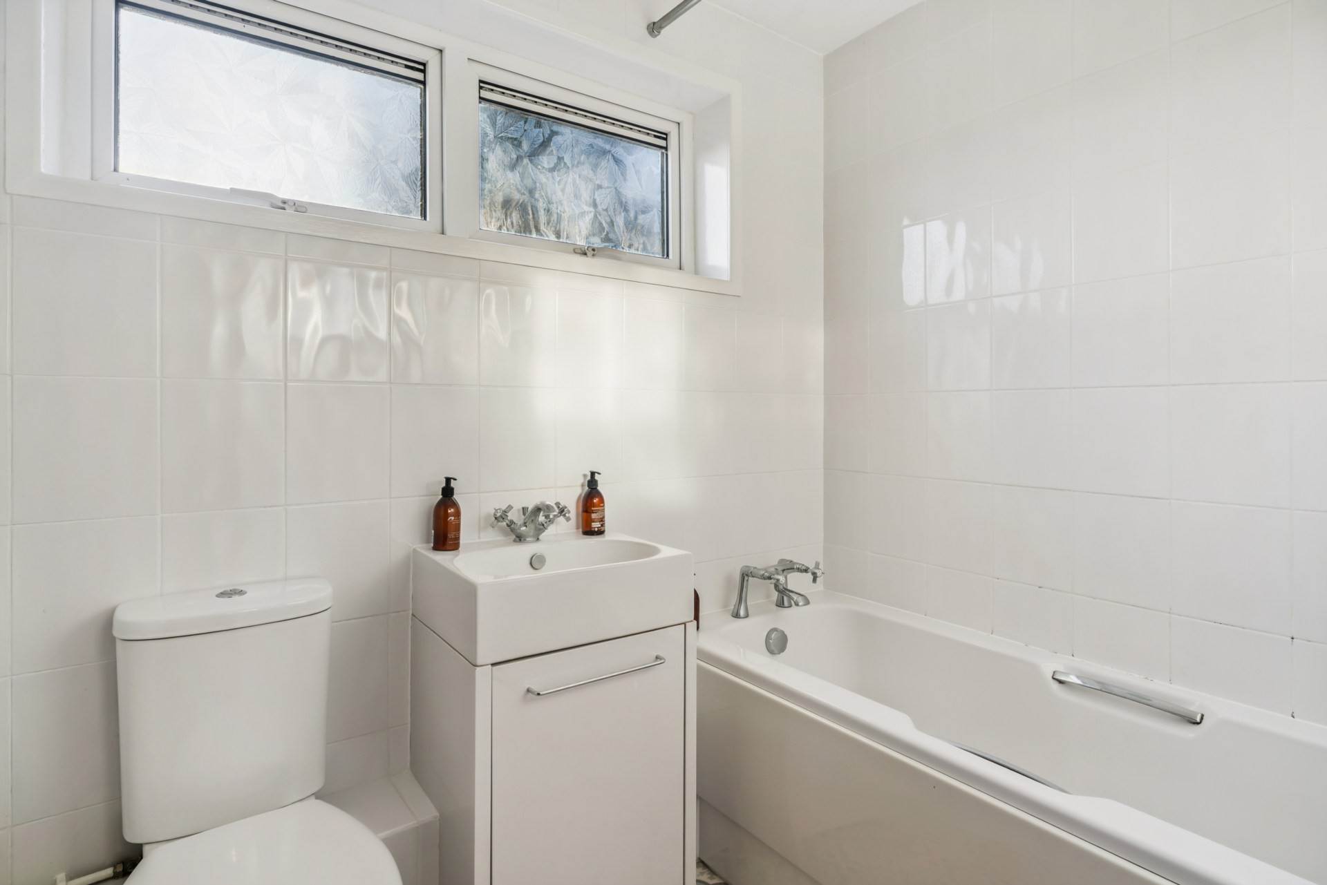 Kingsley Walk, Tring, Image 10