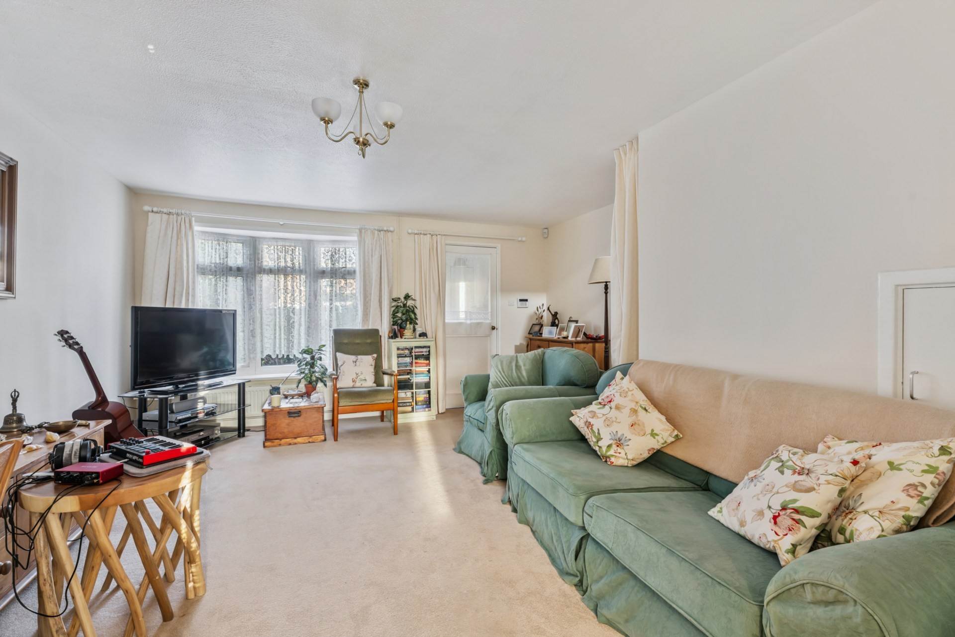 Kingsley Walk, Tring, Image 3