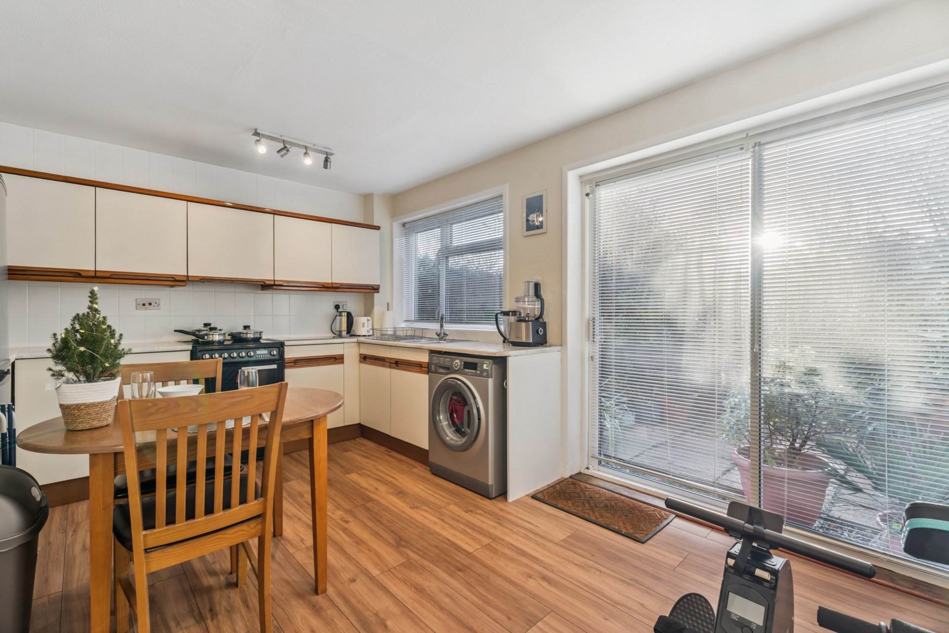 Kingsley Walk, Tring, Image 5