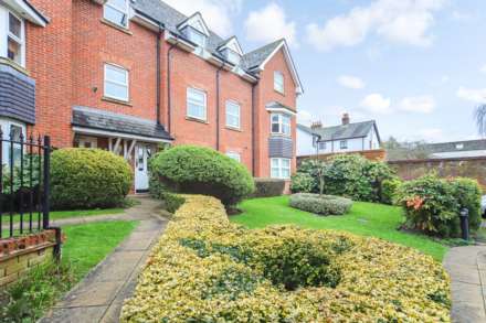 Elliman Court, Tring, Image 10