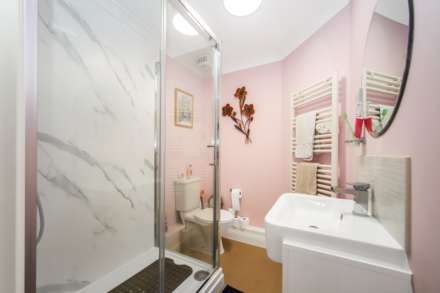 Elliman Court, Tring, Image 6