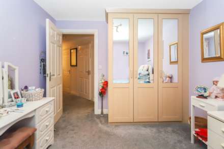 Elliman Court, Tring, Image 8