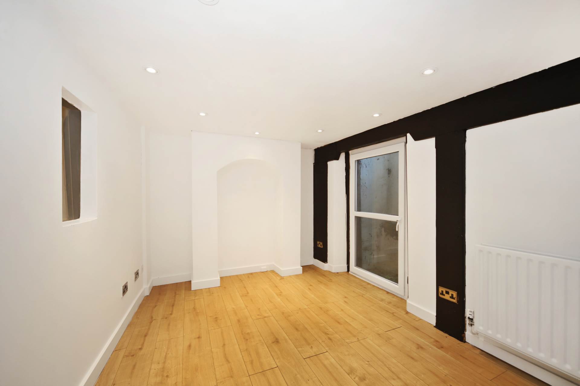 Akeman Street, Tring, Image 3