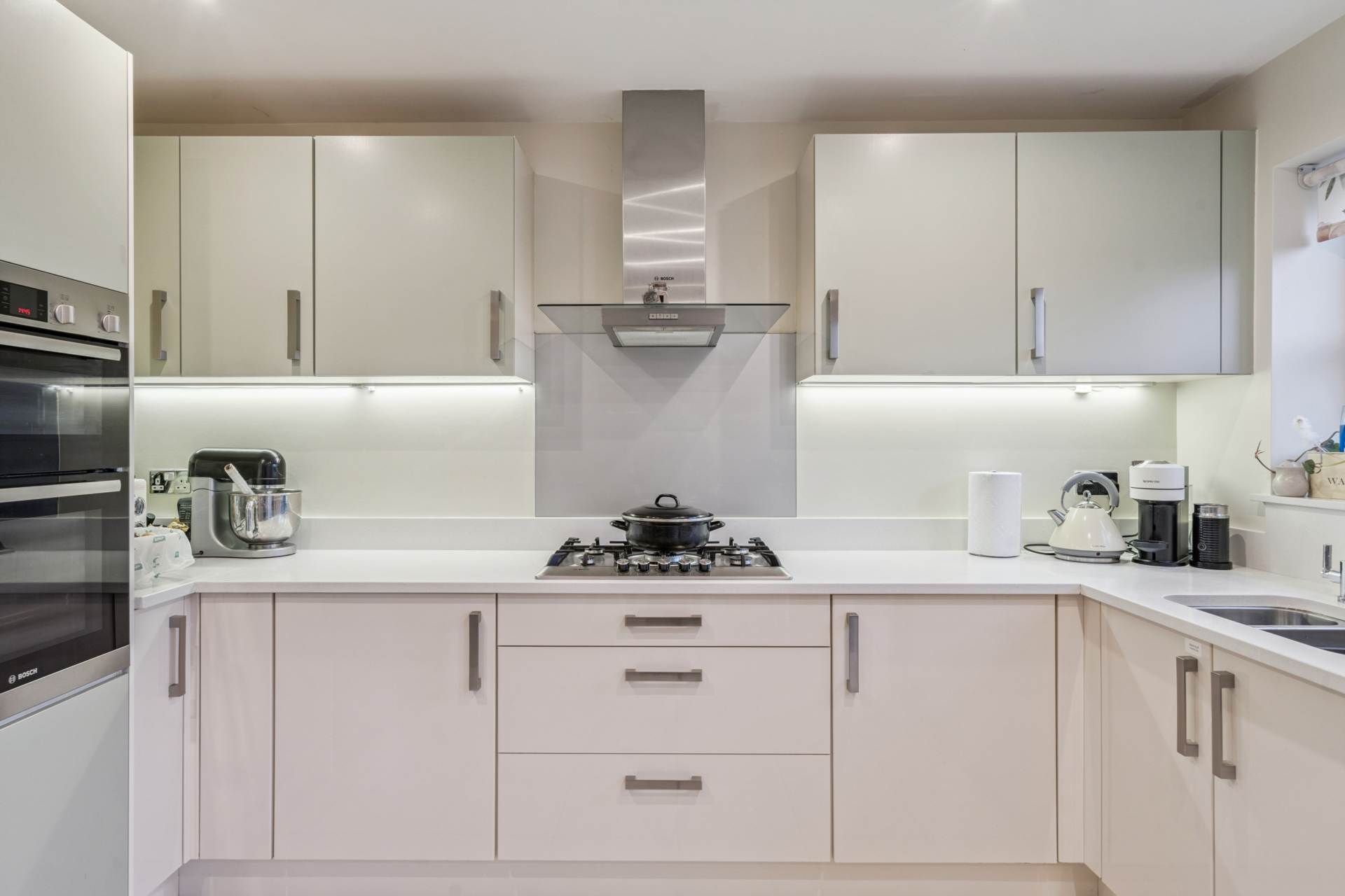 Dixons Wharf, Wilstone, Image 11