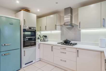 Dixons Wharf, Wilstone, Image 12