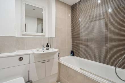 Dixons Wharf, Wilstone, Image 17