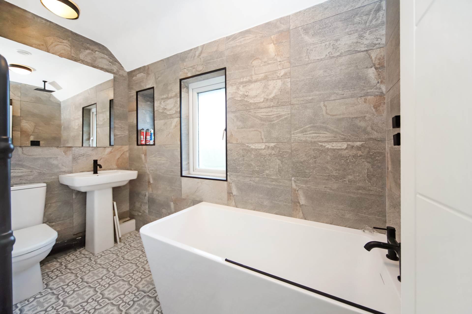 Wood Lane, Wendover, Image 11