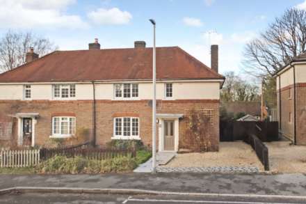 Wood Lane, Wendover, Image 1