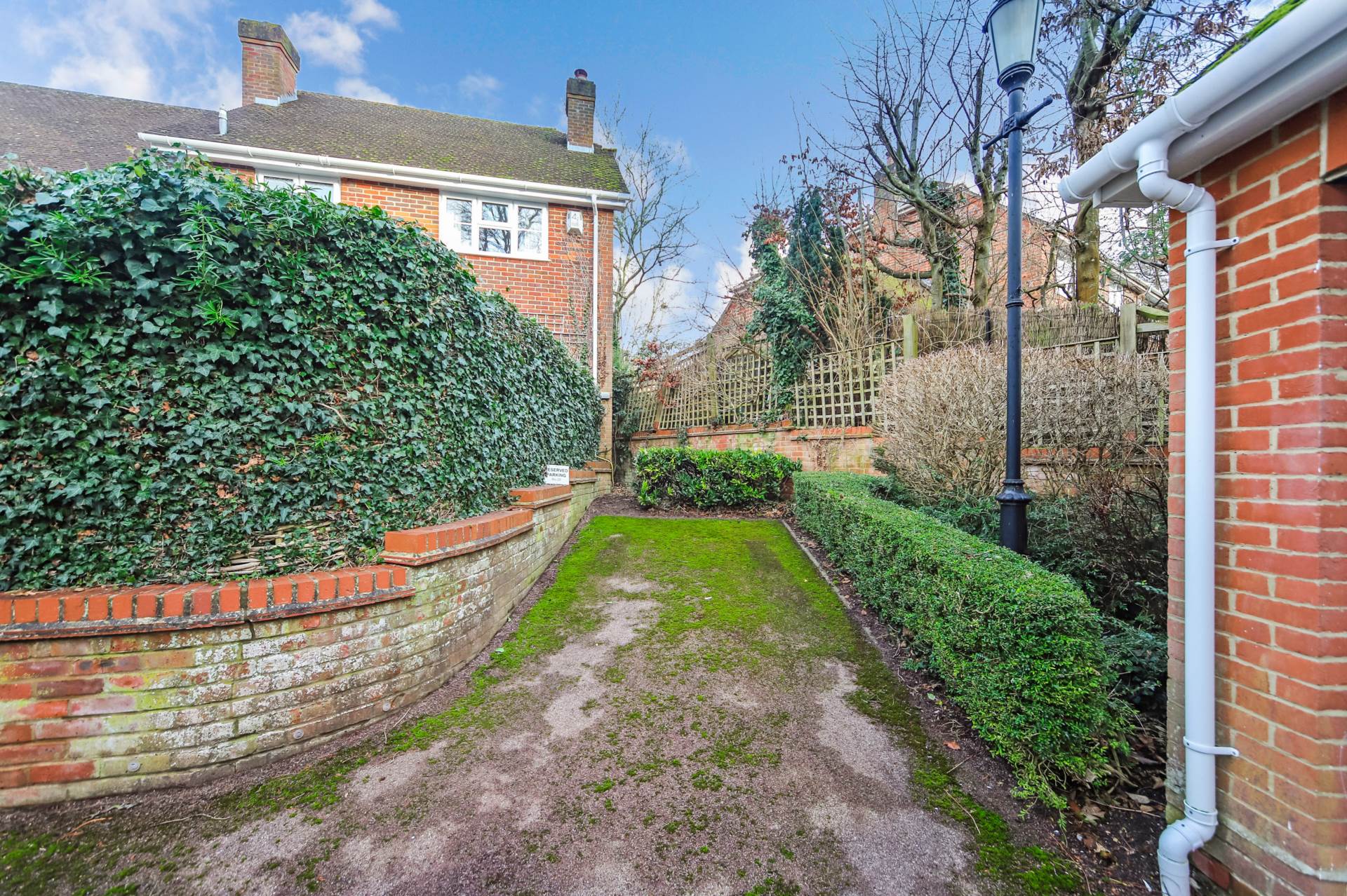 Dunsley Place, Tring, Image 9