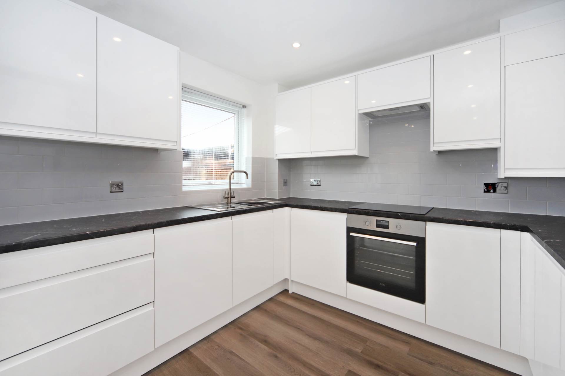 Isis Close, Aylesbury, Image 5