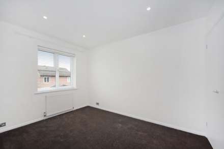 Isis Close, Aylesbury, Image 8