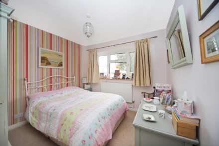 St. Marys Avenue, Berkhamsted, Image 10