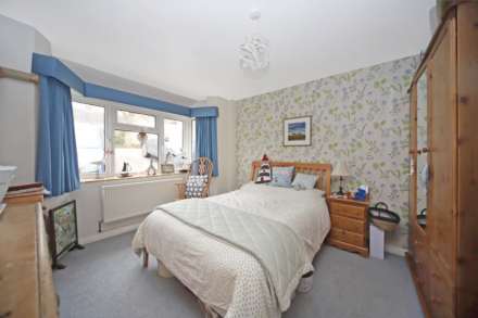 St. Marys Avenue, Berkhamsted, Image 9