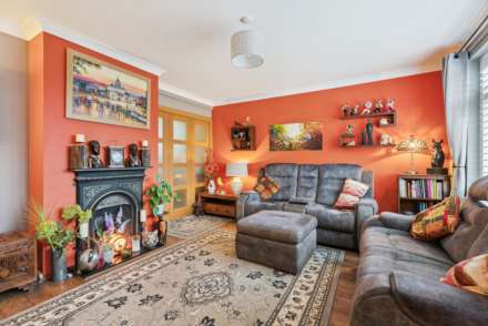 New St, Cheddington, Image 2