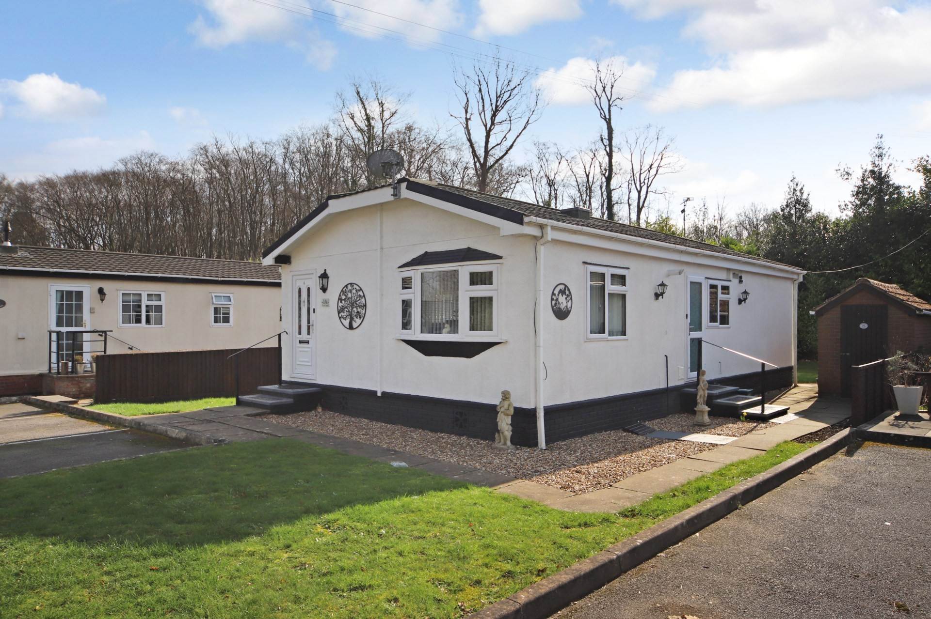 Beech Park, Chesham Road, Wigginton, Image 14