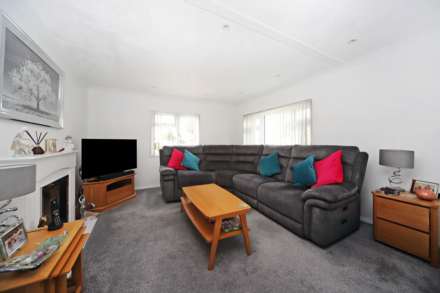 Beech Park, Chesham Road, Wigginton, Image 2