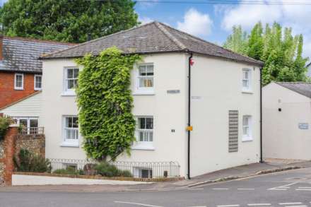 Chapel Street, Tring