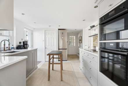 Chapel Street, Tring, Image 11