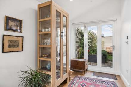 Chapel Street, Tring, Image 15