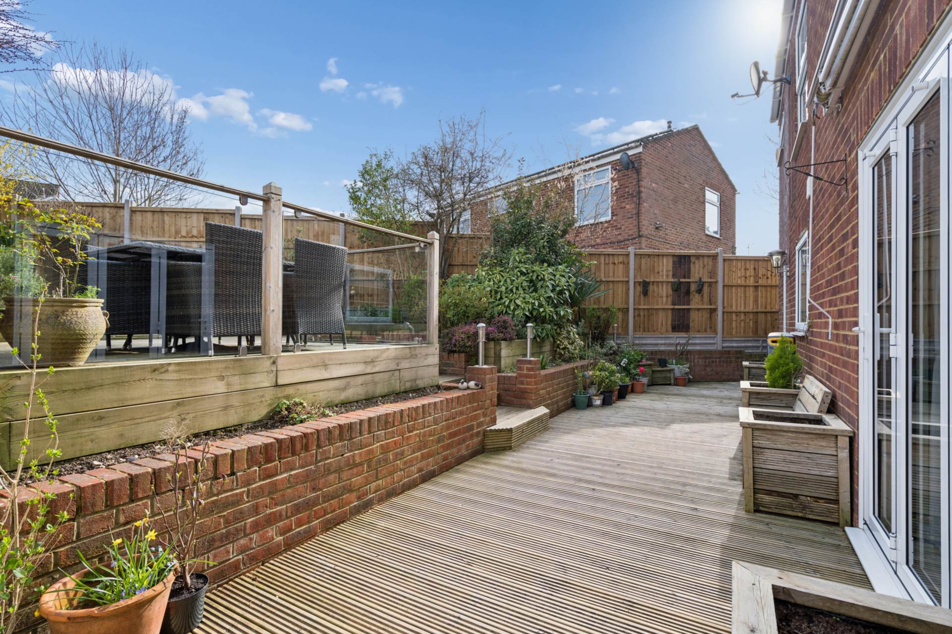 Grenadine Way, Tring, Image 23