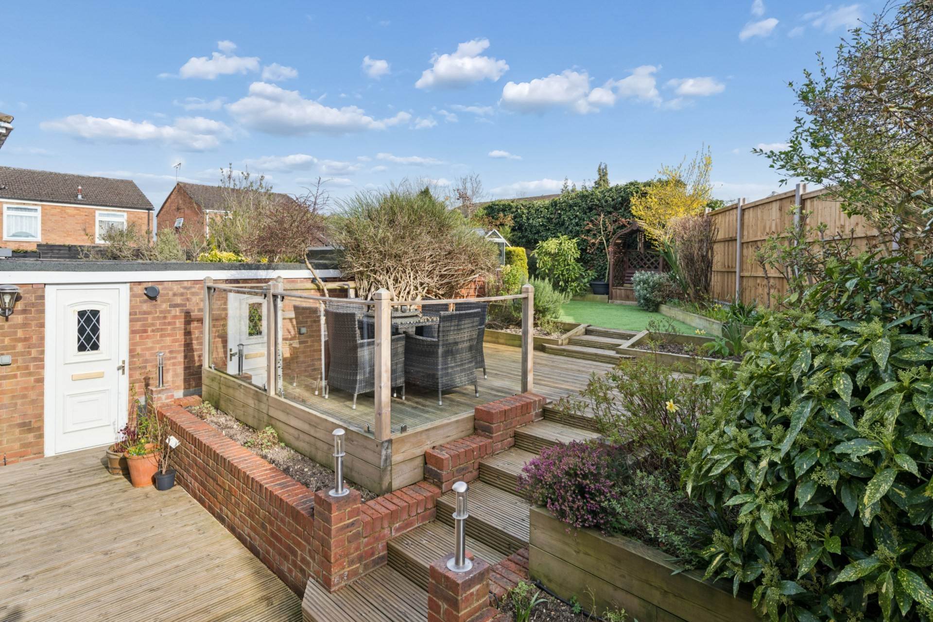 Grenadine Way, Tring, Image 4