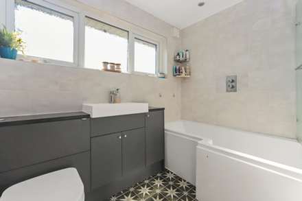 St Peters Hill, Tring, Image 16