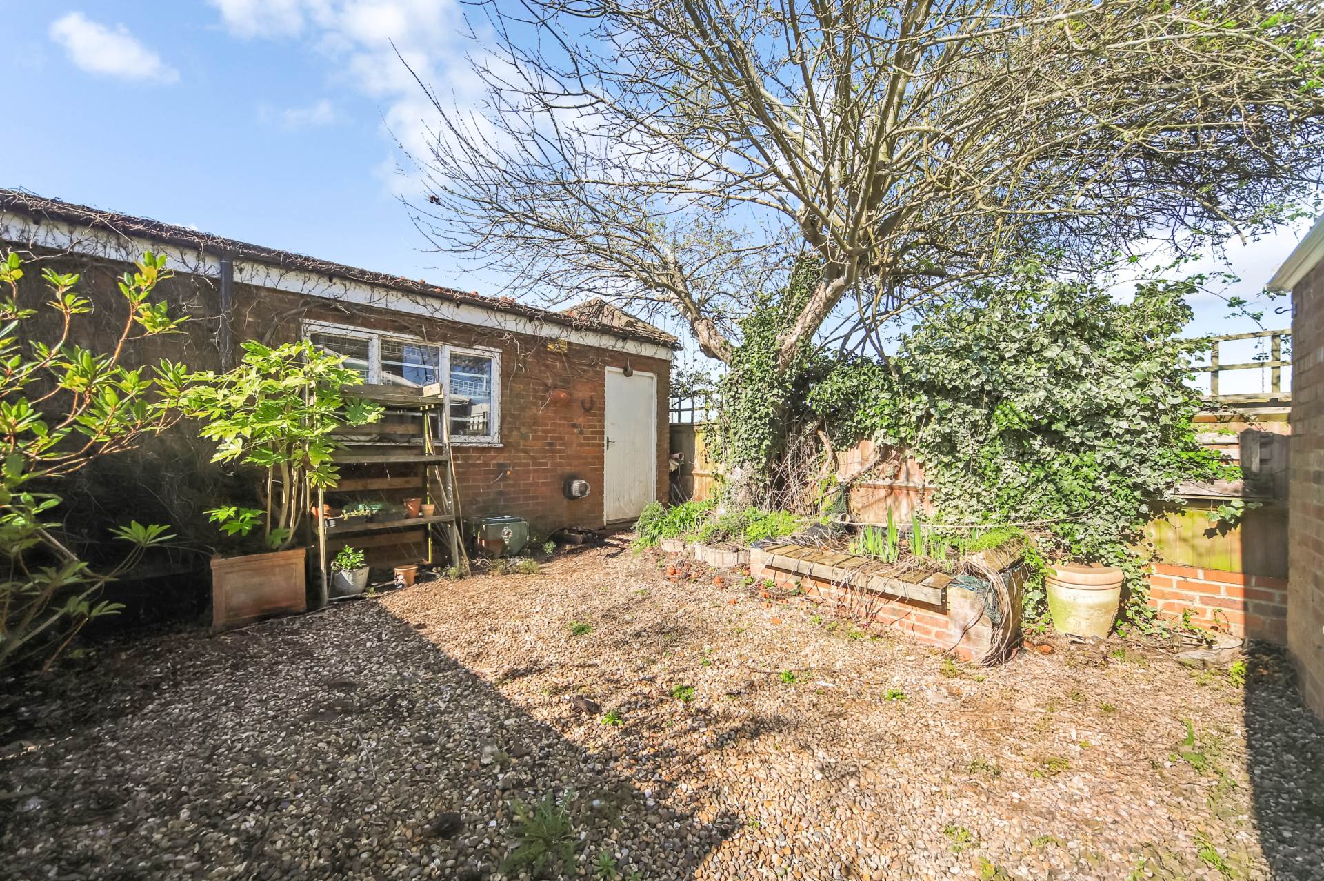 Cheddington, Image 12