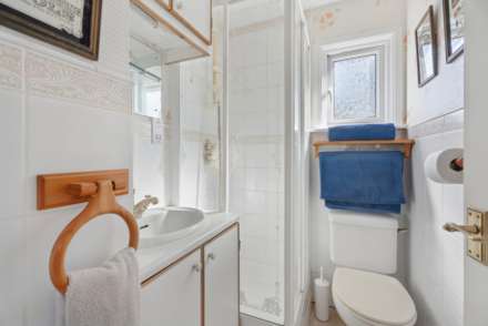 Osborne Way, Wigginton, Image 17