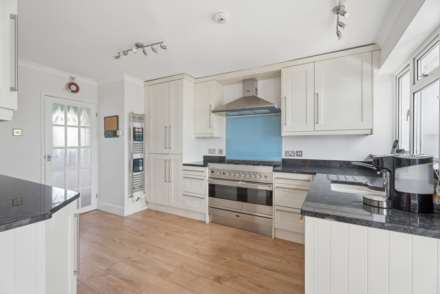 Osborne Way, Wigginton, Image 4