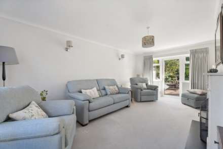 Osborne Way, Wigginton, Image 5