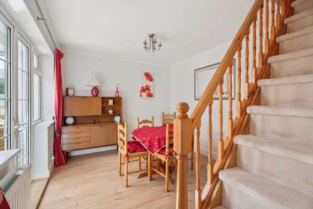 Osborne Way, Wigginton, Image 8