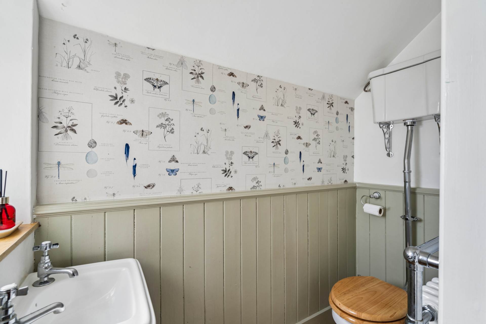 Main Road, Buckland, Image 16